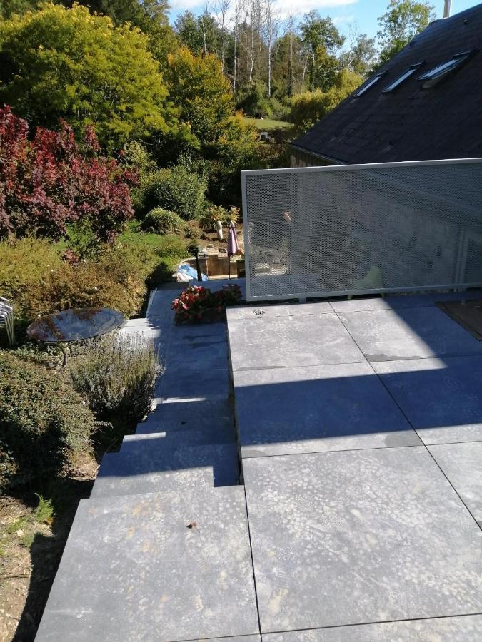 Tiny Stone Maredret Exterior foto